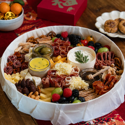 Signature Spread (38cm)