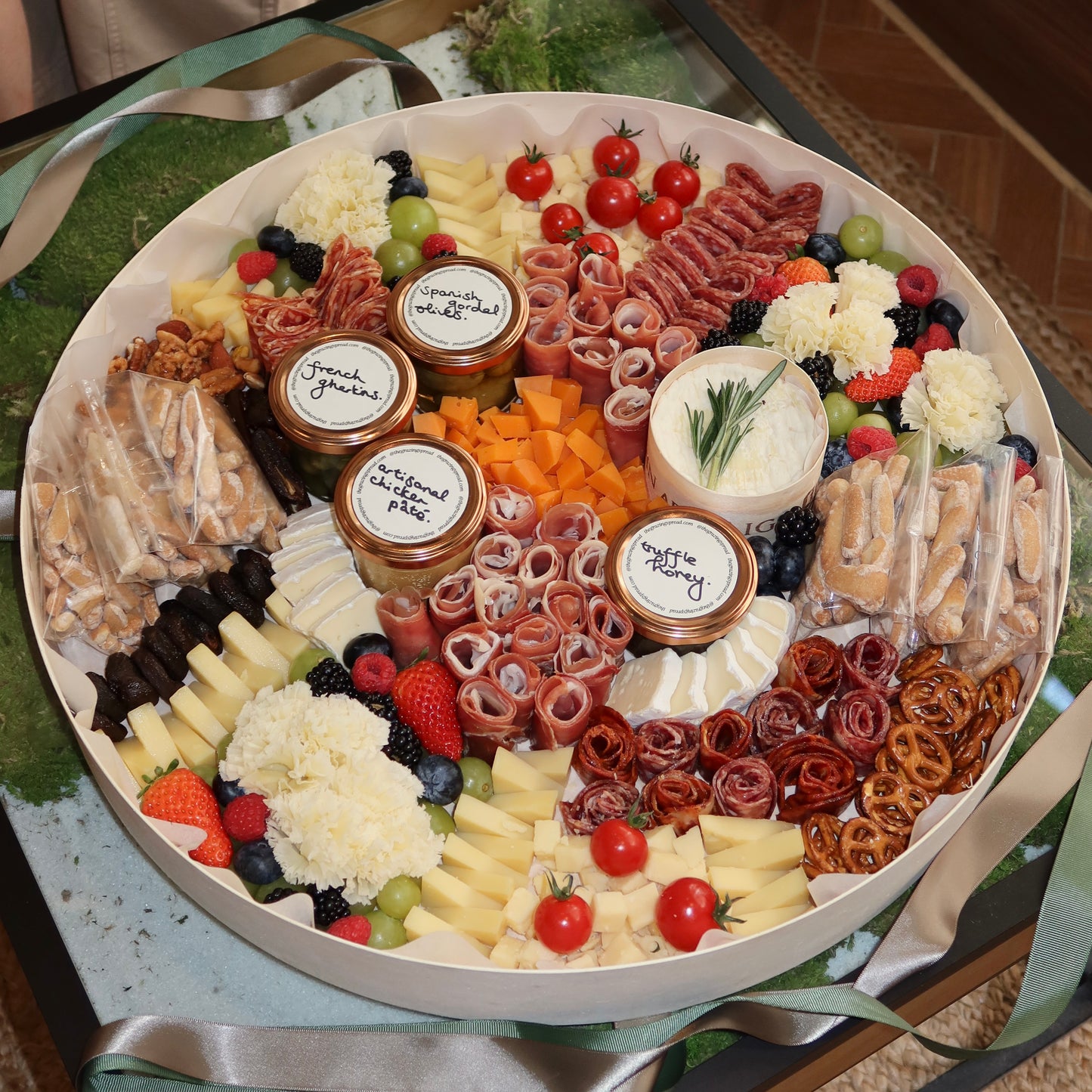 Showstopper Spread (50cm)