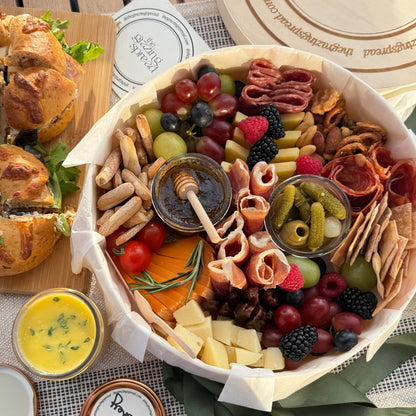 Savour Spread (27cm)